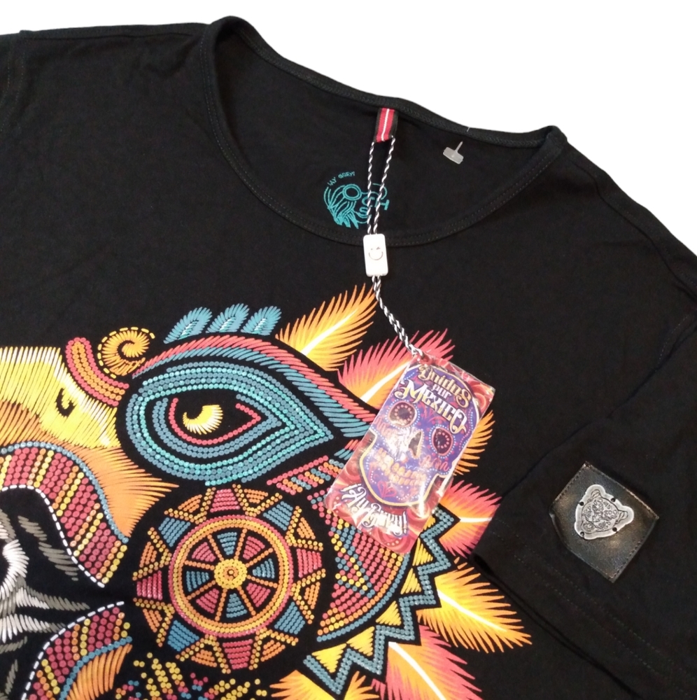 AY Guey!‎ The Hawk Warrior NWT Short Sleeve Tee Small - Picture 2 of 9